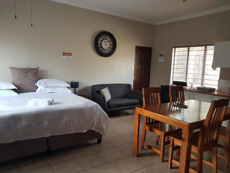 Private Apartments & Biz Stays Pretoria, Pretoria, South Africa