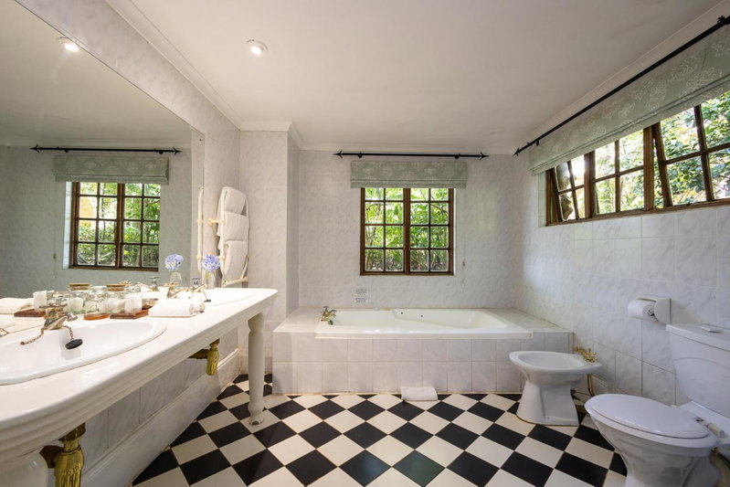 Halliwell Country Inn, Howick, South Africa