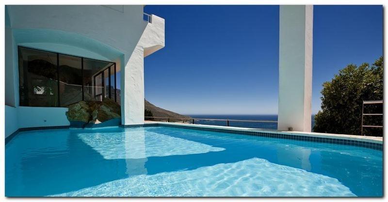 Bayview Penthouses and Rooms, Cape Town, South Africa