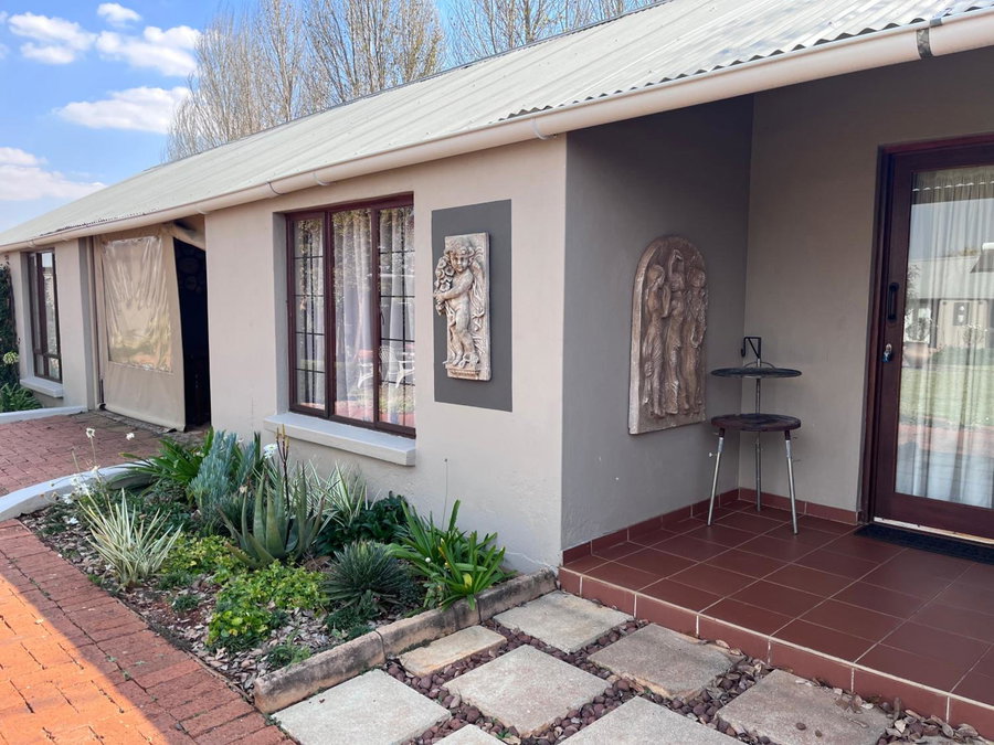 Three Thymes Inn, Tierpoort, South Africa