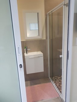 Sharon's House: Modern Self-Catering rooms, Cape Town, South Africa