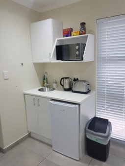 Sharon's House: Modern Self-Catering rooms, Cape Town, South Africa