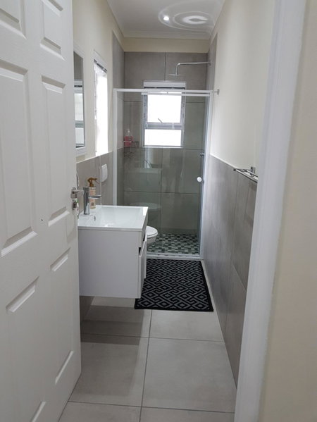 Sharon's House: Modern Self-Catering rooms, Cape Town, South Africa