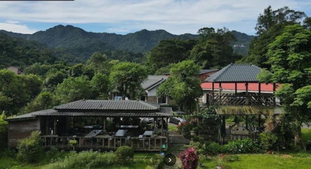 Lohas Gallery Long Stay Hostel, Shiding, Taiwan