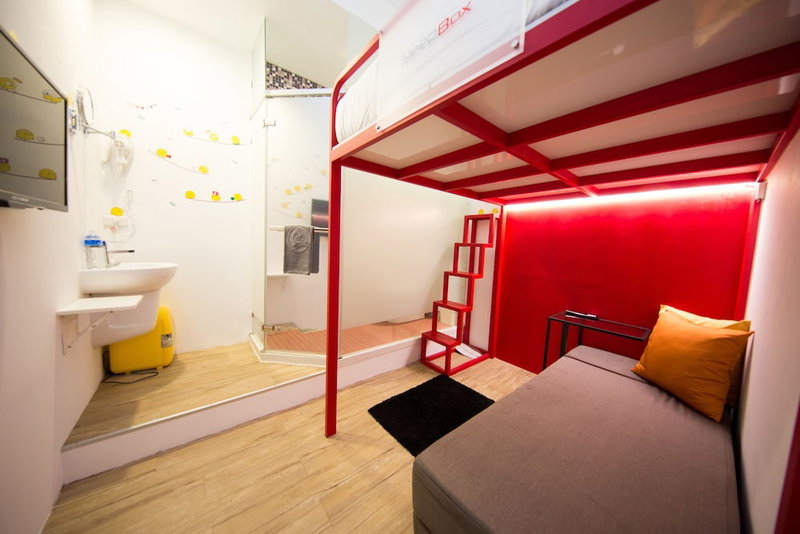 SleepBox Hotel - Ximen, Taipei, Taiwan
