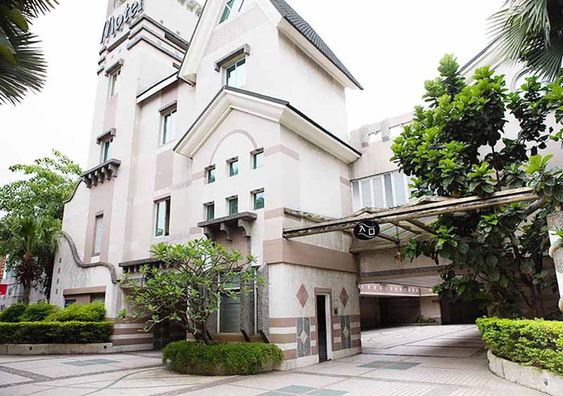 Royal Group Motel Chien Kuo Branch, Kaohsiung, Taiwan