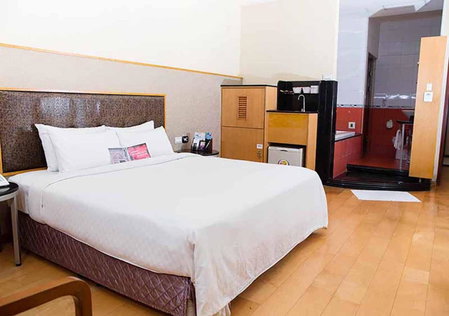 Royal Group Motel Chien Kuo Branch, Kaohsiung, Taiwan