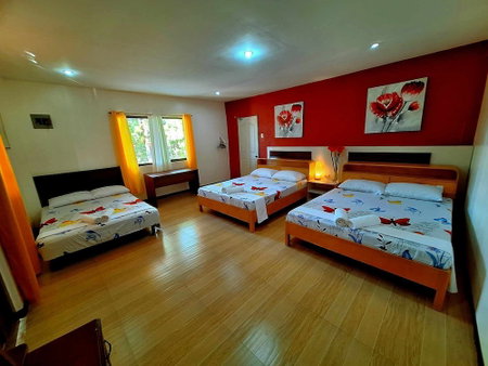 Fazenda De Faburada Resort by Hiverooms, Ronda, Philippines