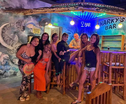 Ander Divers Garden Resort, Anda, Philippines