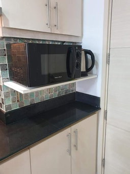 Vangie's Place at SEA RESIDENCES, Manila, Филиппины
