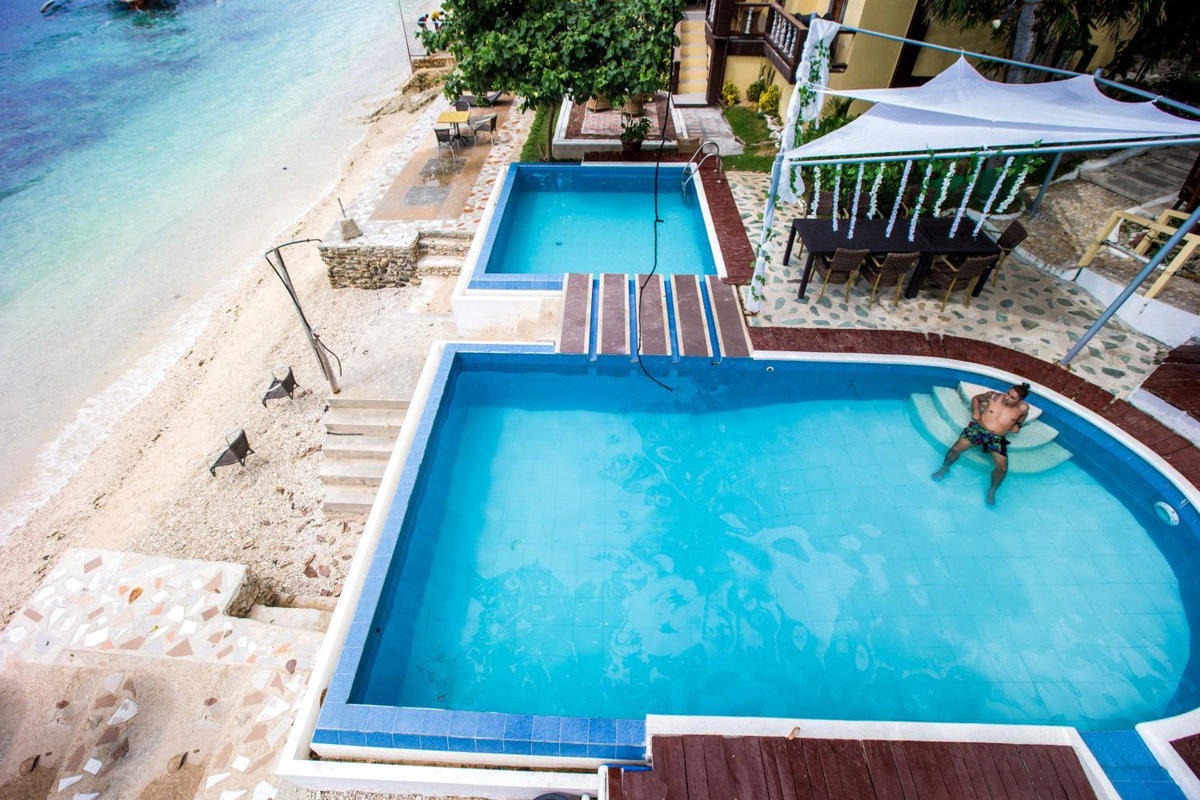 Oslob Seafari Resort, Филиппины