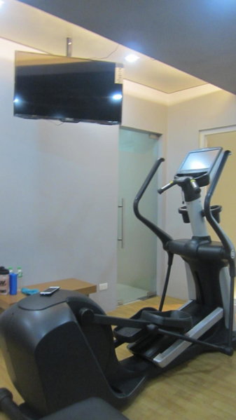 Palm Tree Condos near MNL Airport Terminal 3 by ELR, Manila, Philippinen