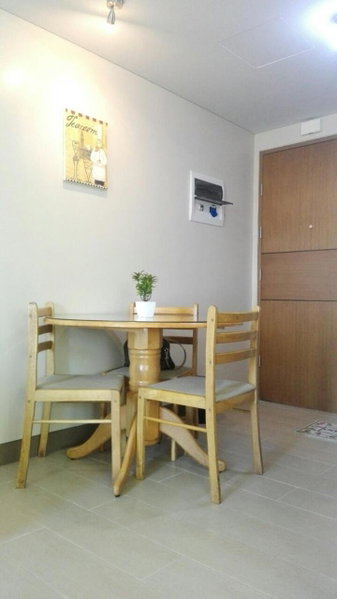 Palm Tree Condos near MNL Airport Terminal 3 by ELR, Manila, Philippinen