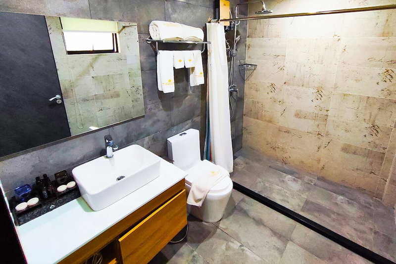 Erus Suites Hotel Boracay, Boracay Island, Filipinas