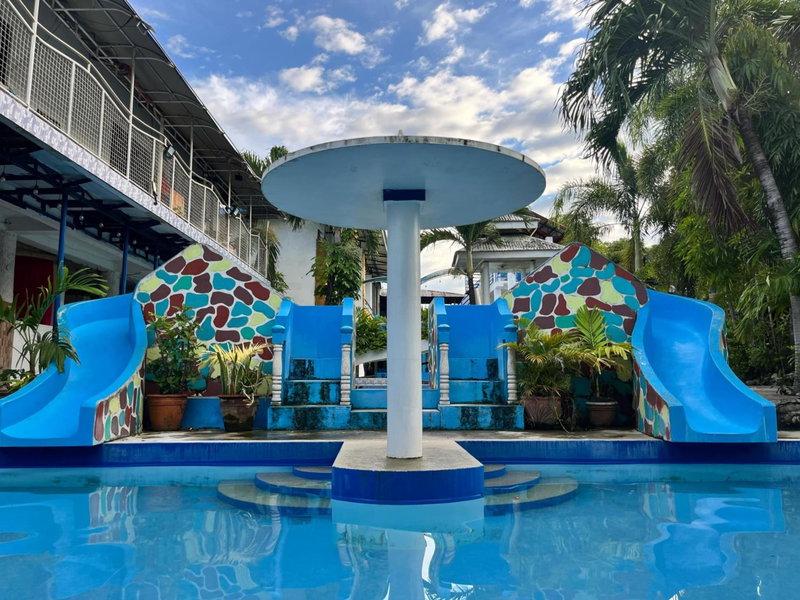 Isla Paraiso Resort-Hotel, Sison, Philippines