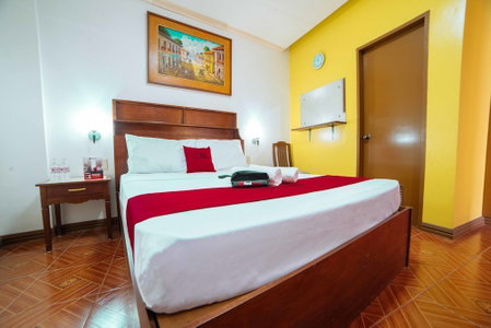 RedDoorz @ La Casa Guesthouse, Angeles City, Филиппины