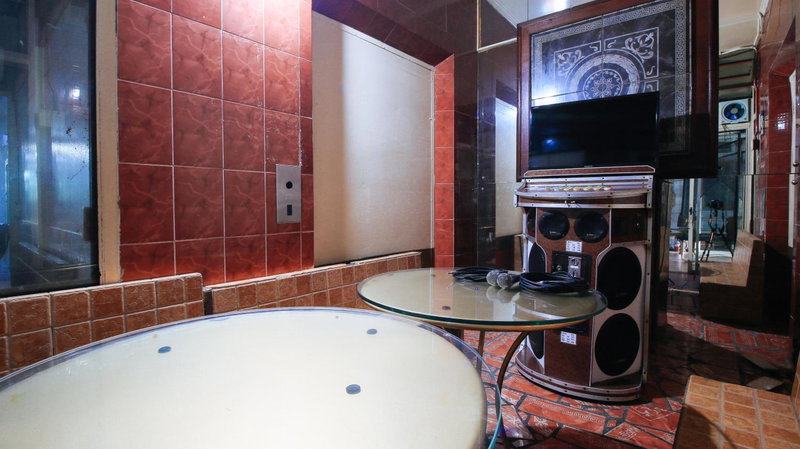 RedDoorz at The Providence Tower, Manila, Филиппины