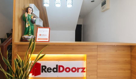 RedDoorz near UST Sampaloc Manila, Manila, Philippines