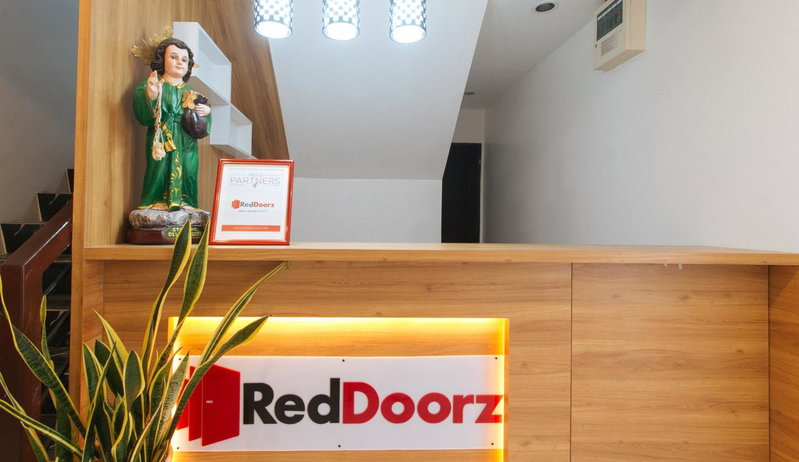 RedDoorz near UST Sampaloc Manila, Manila, Philippines