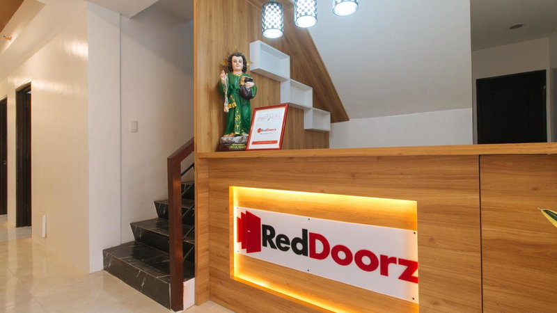 RedDoorz near UST Sampaloc Manila, Manila, Philippines