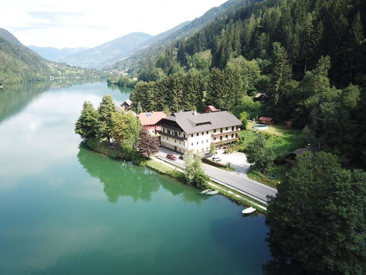 Hotel · SeeBrauer, Feld Am See