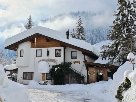 Camping Gasthof Zirknitzer, Großkirchheim, Austria
