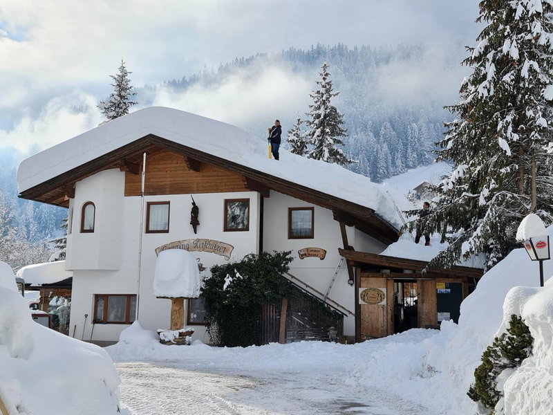 Camping Gasthof Zirknitzer, Großkirchheim, Austria