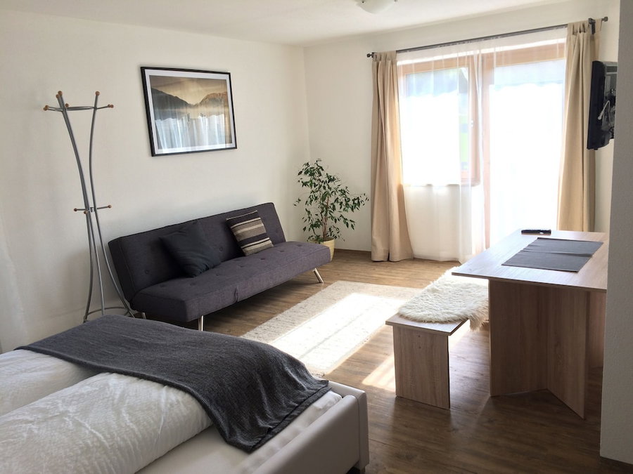Gasthof Pension Aschlandhof, Obsteig, Austria