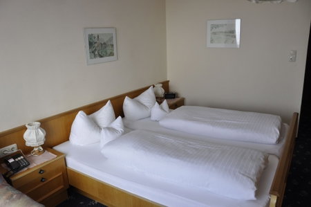 Gasthof Pension Aschlandhof, Obsteig, Austria