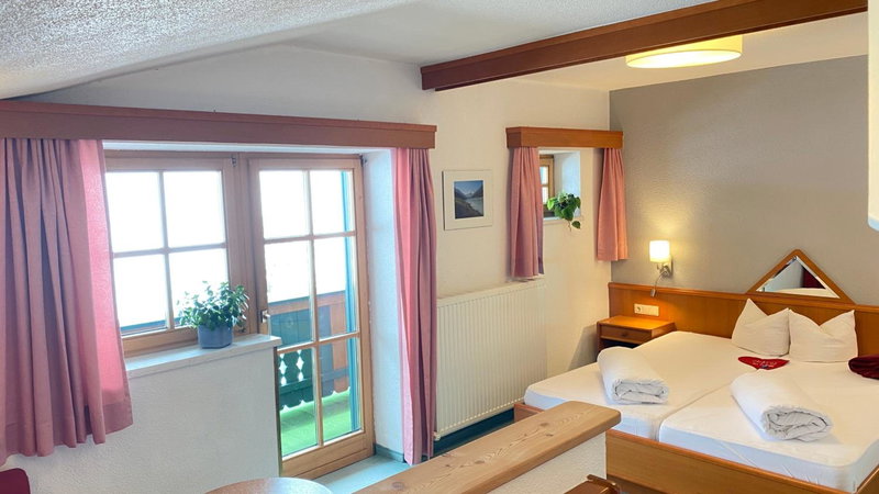Pension Alpin, Mandarfen, Austria