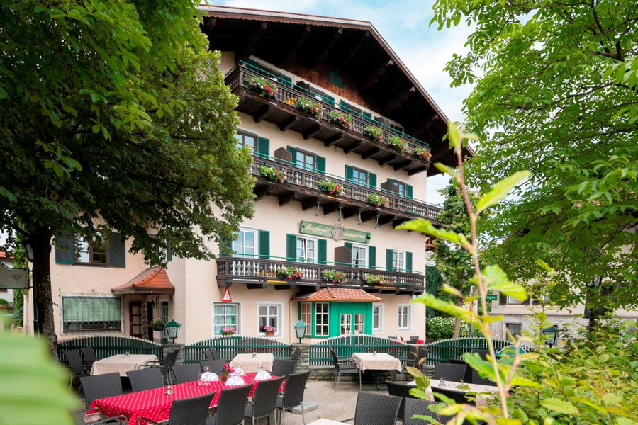 Hotel & Restaurant Ragginger Attersee, Nussdorf am Attersee, Austria