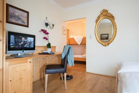 Hotel & Restaurant Ragginger Attersee, Nussdorf am Attersee, Austria