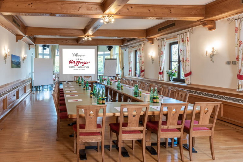 Hotel & Restaurant Ragginger Attersee, Nussdorf am Attersee, Austria