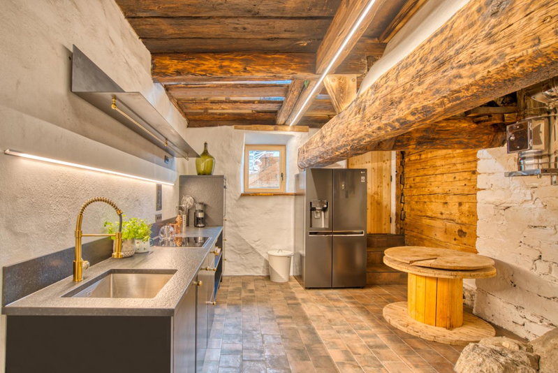 Jup - a luxury boutique chalet, Warth am Arlberg, Austria