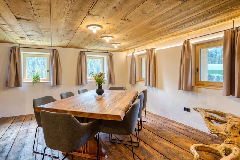Jup - a luxury boutique chalet, Warth am Arlberg, Austria