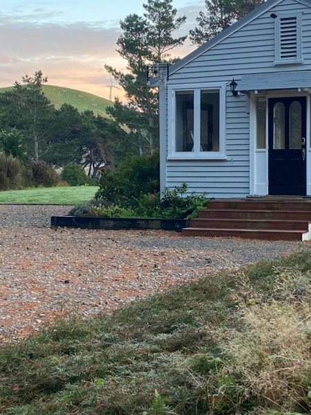 Ohariu Farm Cottage, Johnsonville, New Zealand