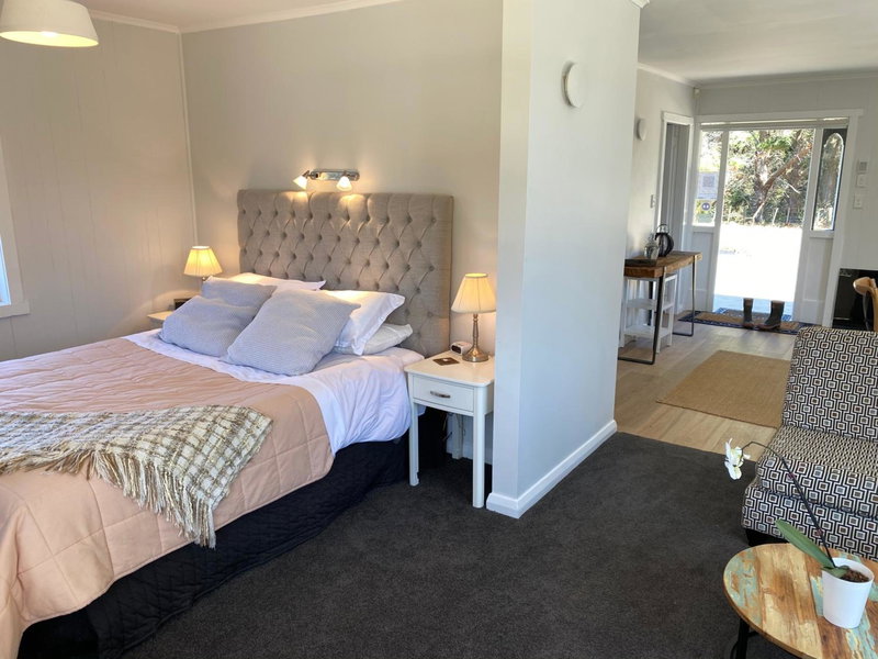 Ohariu Farm Cottage, Johnsonville, New Zealand