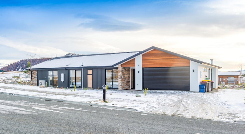 Snow Pine Apartment, Lake Tekapo, New Zealand