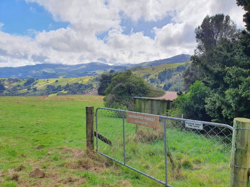 Glenwood Akaroa Bush Retreat - Kanuka Hut, Akaroa, New Zealand