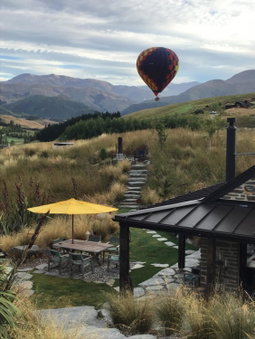 Hawkridge Chalet - Honeymooners Chalet, Arrowtown, New Zealand