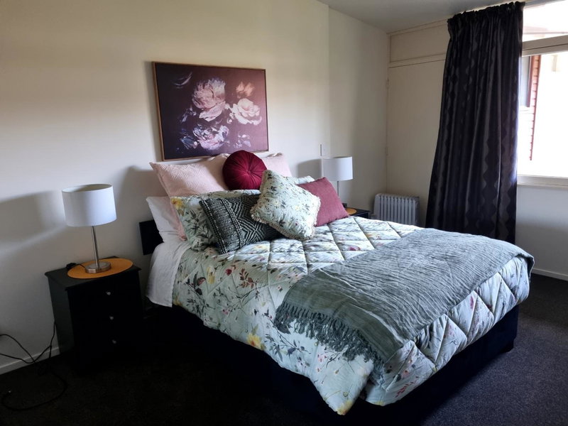 Home Away from Home - Waitaki Lakes Apartment A5, Otematata, New Zealand