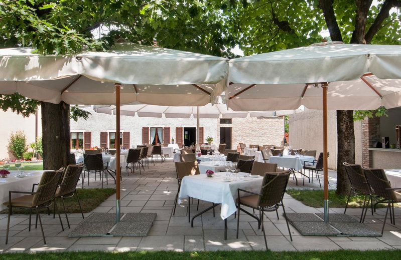 Vecchia Osteria Seseglio, Chiasso, Switzerland