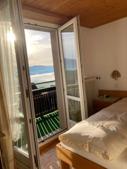 Krone Bed & Breakfast, Jona, Switzerland