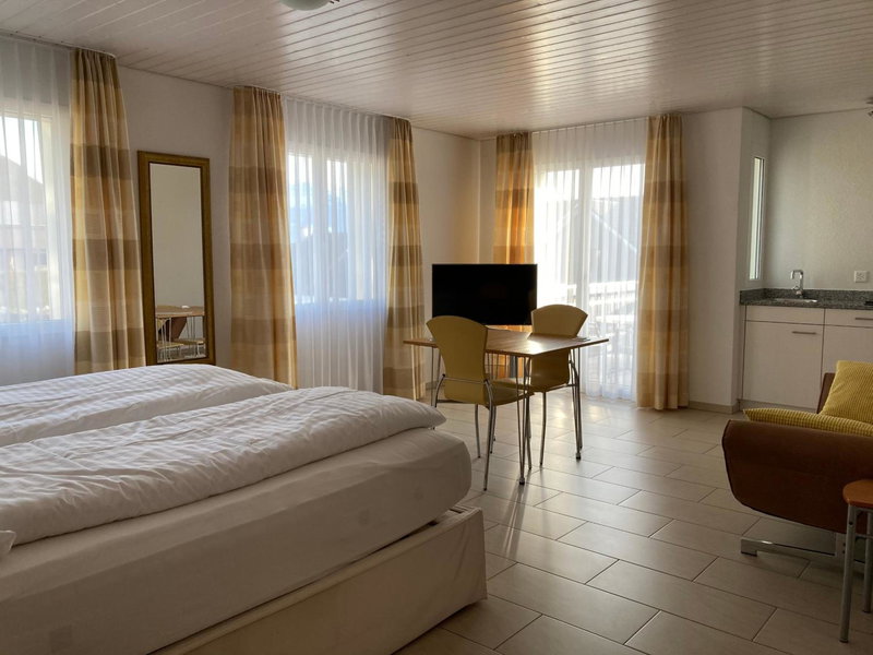 Krone Bed & Breakfast, Jona, Switzerland