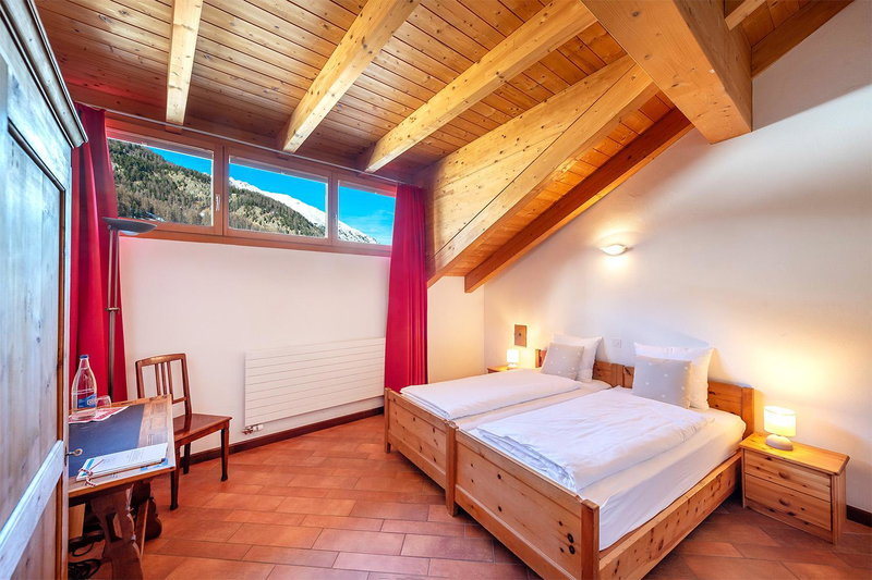 Weisses Kreuz - Crusch Alva, Samedan, Switzerland