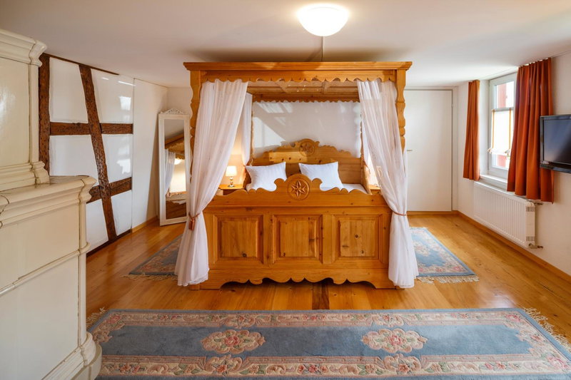 Historische Residenz Lindeneck, Güttingen, Switzerland
