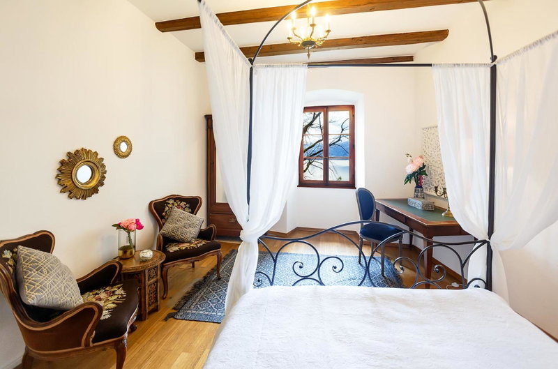 Château du Châtelard | Unique Apartment, Montreux, Switzerland