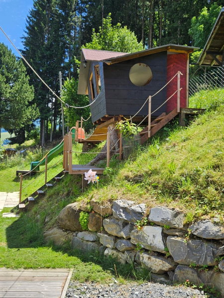 Sweet & Cosy Chalet in the heart of the Swiss Alps, Troistorrents, Switzerland