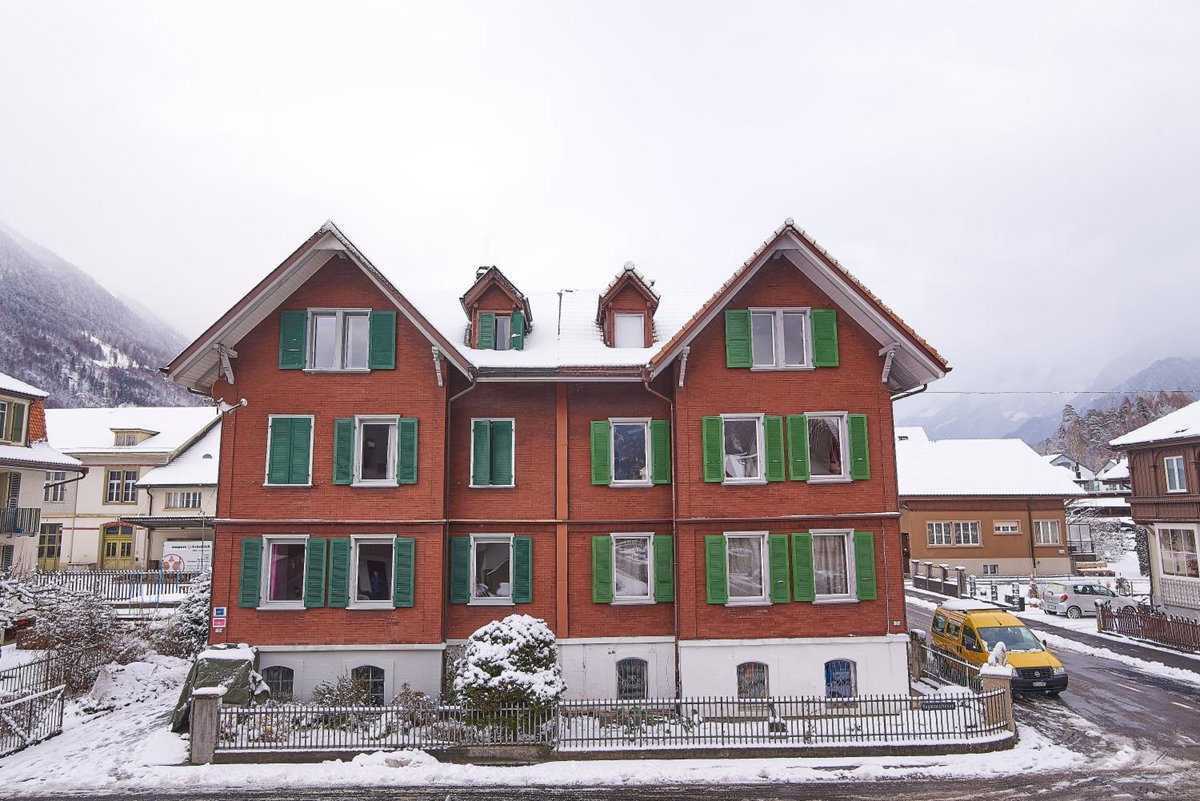 New West Station 7, Switzerland