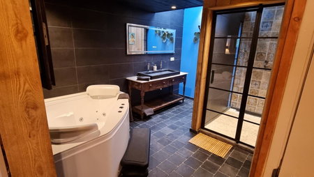 Een vleugje wellness in de Voerstreek - Bed & Breakfast Onder de Poort, Vise, Belgium